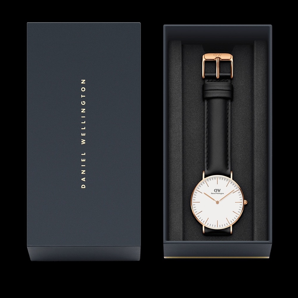 Daniel Wellington Watch With Extra Band